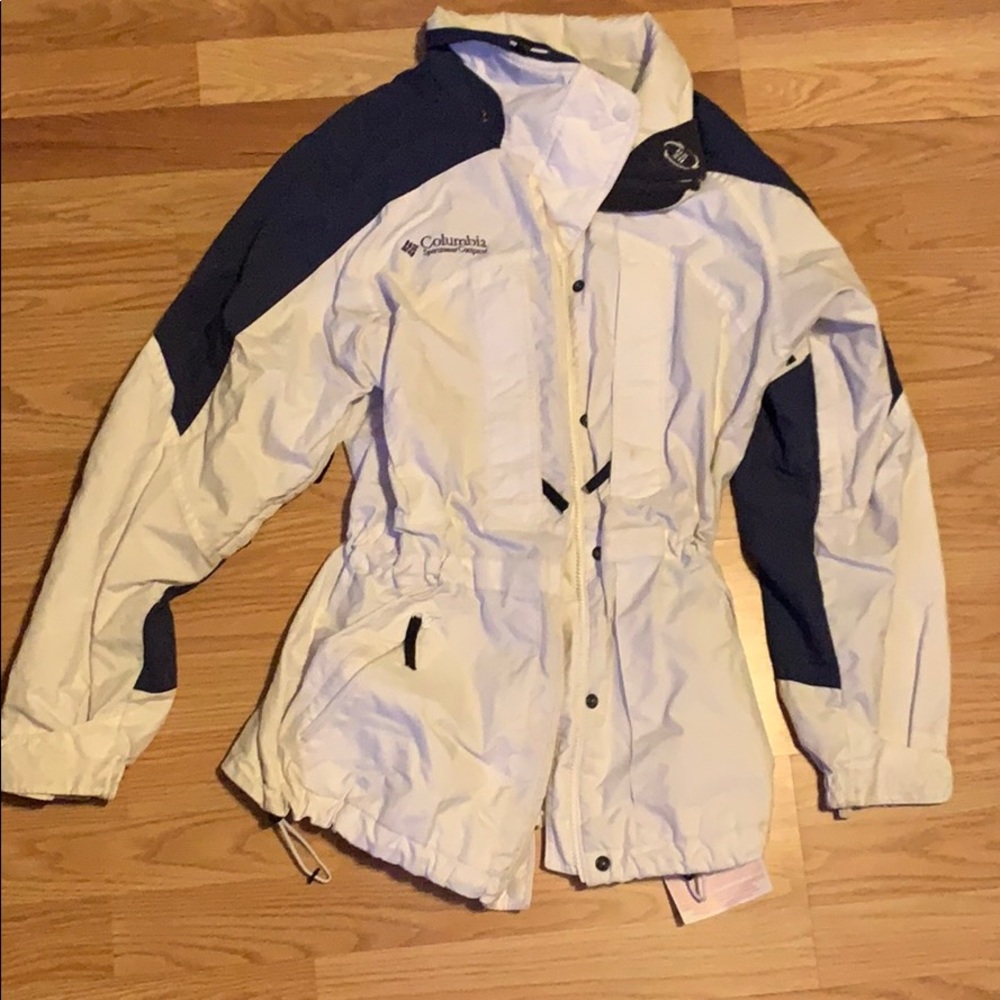 Columbia sports jacket coat white with blue accent